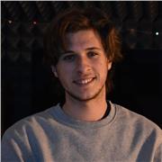 Clases de guitarra, bajo y producción musical para jóvenes creativos